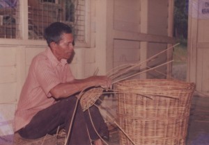 Handicrafts Weaving Training (15)