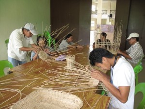 Handicrafts Weaving Training (2)